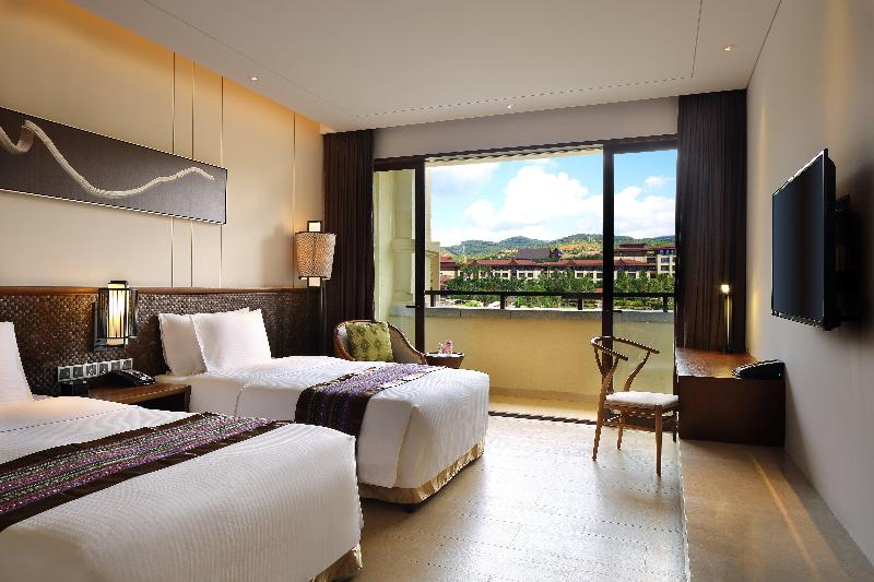 Crowne Plaza Resort Xishuangbanna Parkview image