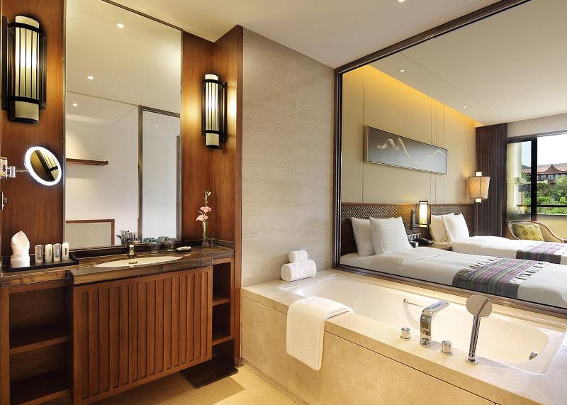 Crowne Plaza Resort Xishuangbanna Parkview image