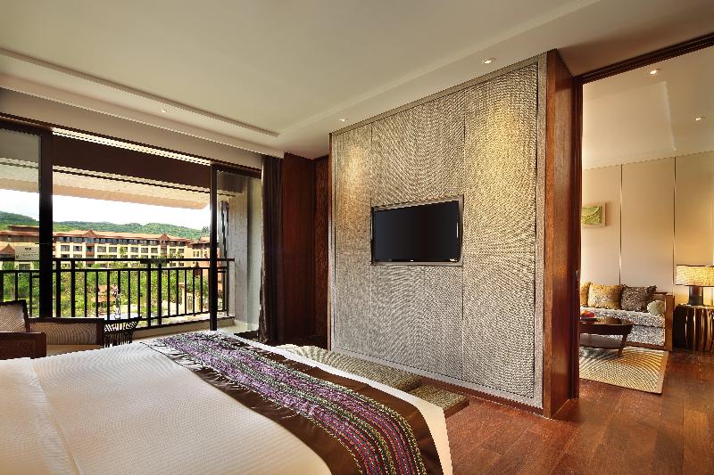 Crowne Plaza Resort Xishuangbanna Parkview image