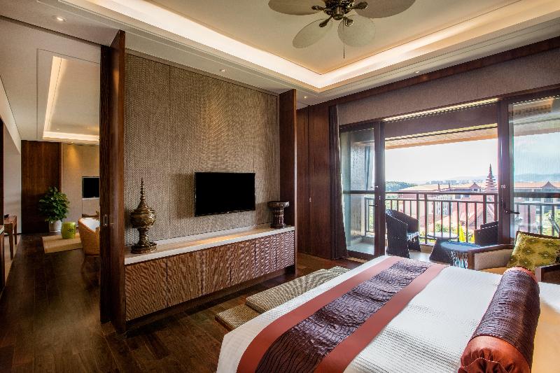 Crowne Plaza Resort Xishuangbanna Parkview image