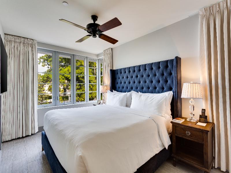 Plymouth Miami Beach image