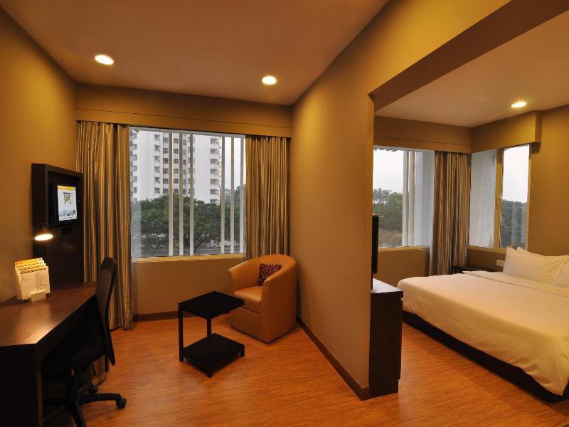 Keys Select Kochi - By Lemon Tree Hotels image