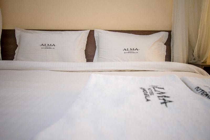 Alma Hotel image