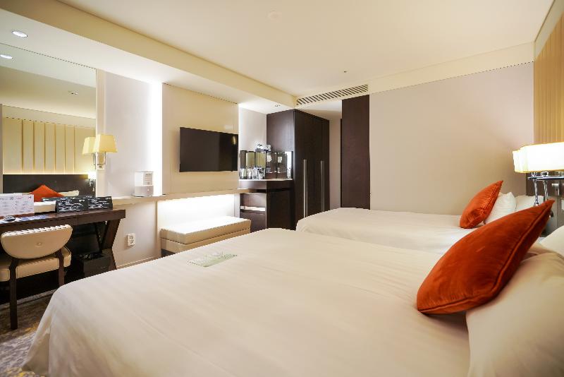Solaria Nishitetsu Hotel Seoul Myeong-Dong image