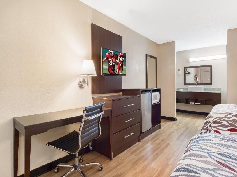 Red Roof Inn Acworth - Emerson/ Lakepoint South image