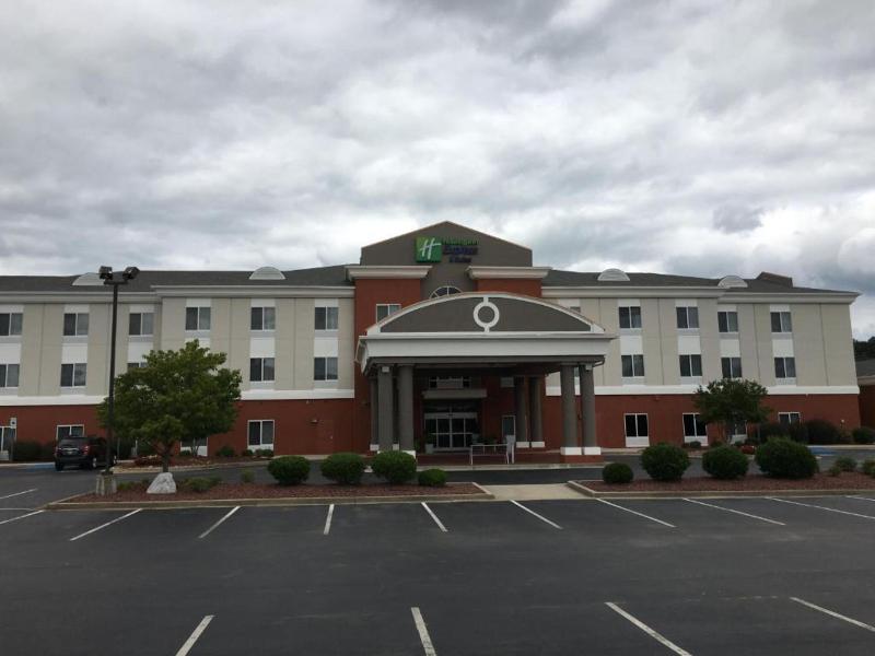 Holiday Inn Express & Suites Athens image