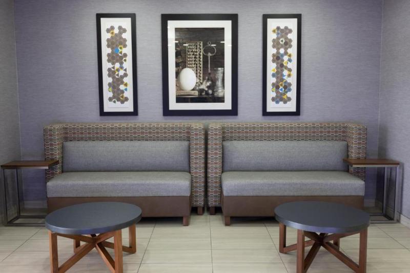 Holiday Inn Express & Suites Athens image