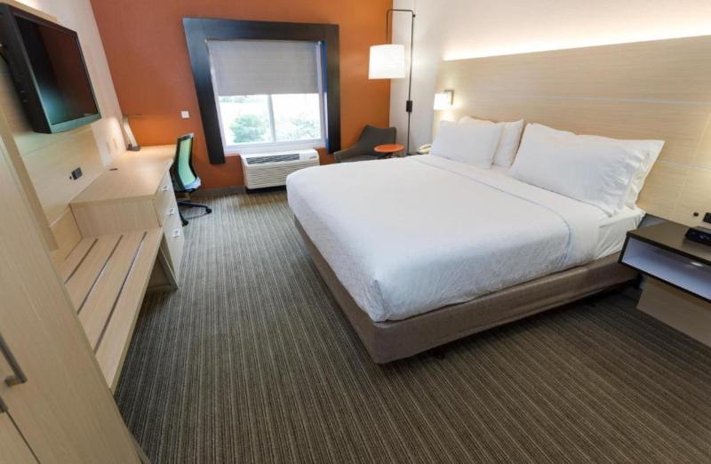 Holiday Inn Express & Suites Athens image