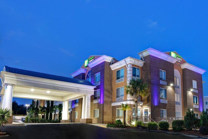 Holiday Inn Express and Suites Anderson I 85 Hwy 7