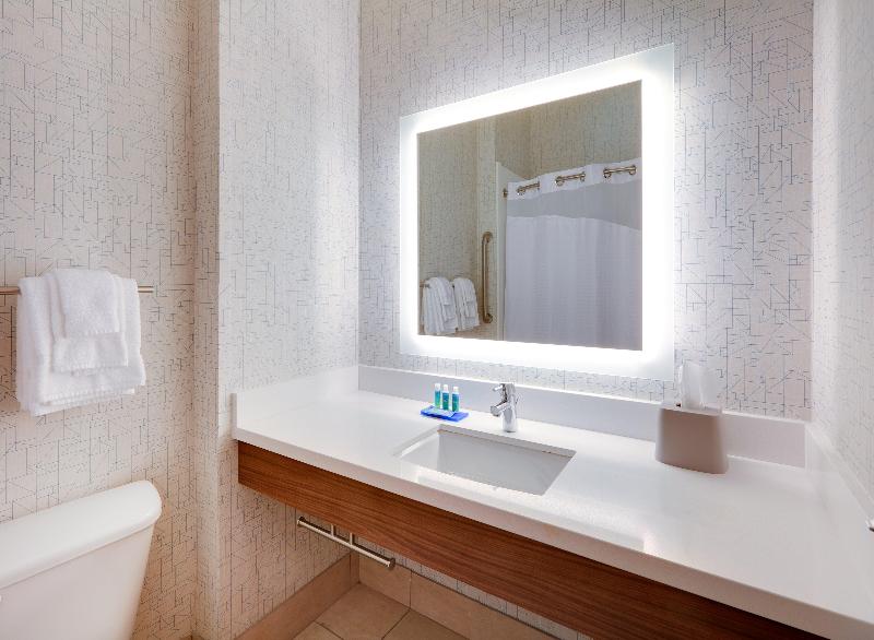 Holiday Inn Express Suites Burleson/Ft. Worth IHG image