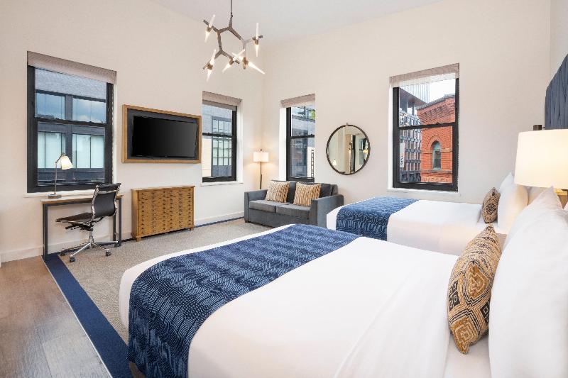 Hotel Indigo Boston Garden image