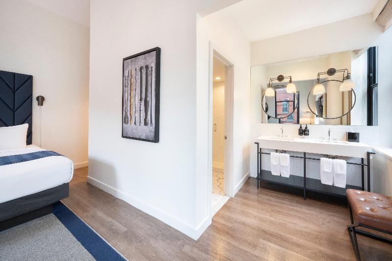 Hotel Indigo Boston Garden image