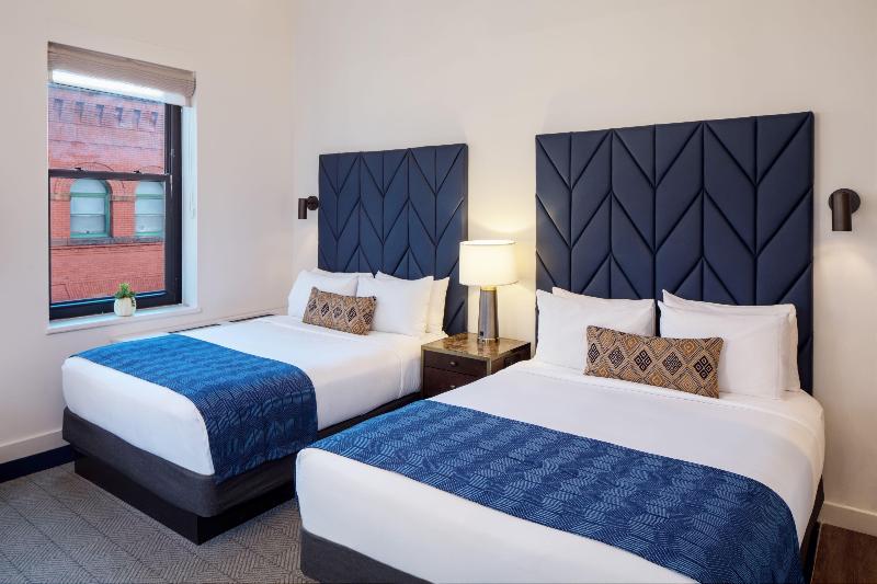 Hotel Indigo Boston Garden image