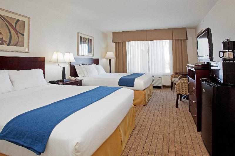 Holiday Inn Express and Suites Buffalo
