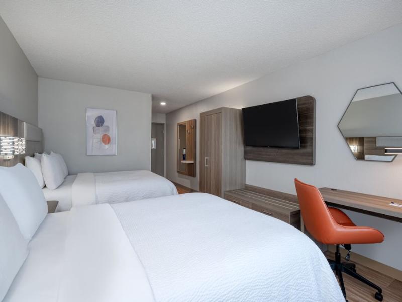 Holiday Inn Express Suites ColumbiaI20 Clemson Rd image
