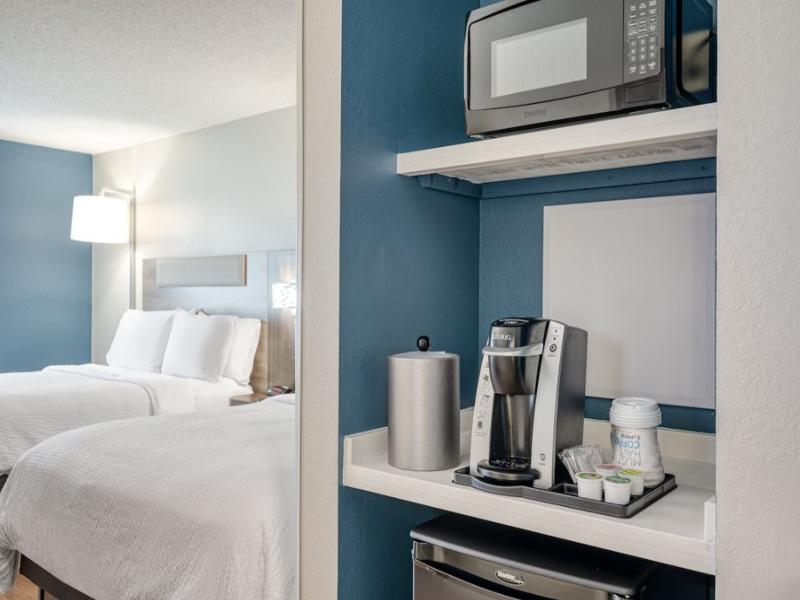 Holiday Inn Express Suites ColumbiaI20 Clemson Rd image