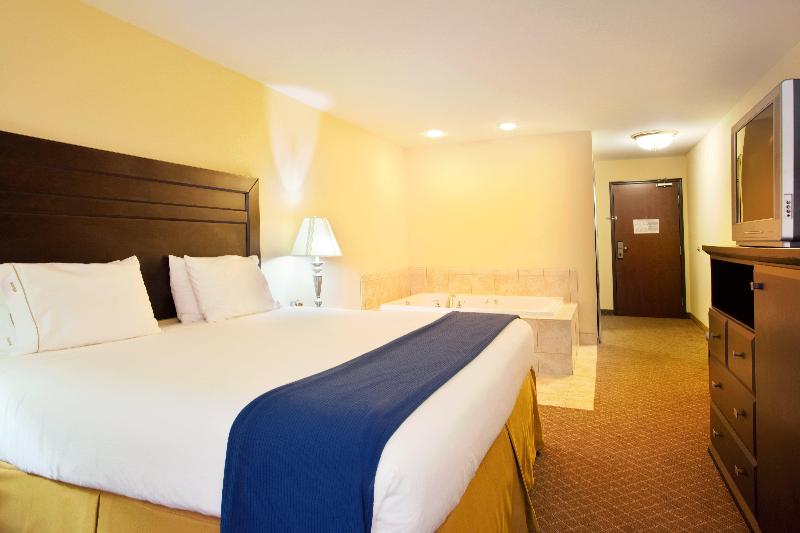 Holiday Inn Express & Suites Chicago South Lansing photo 23