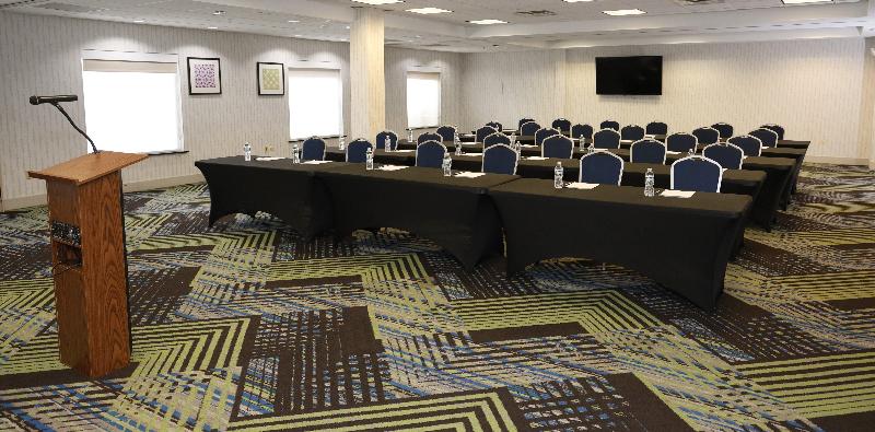 Holiday Inn Express Chicago NorthWaukeganGurnee image