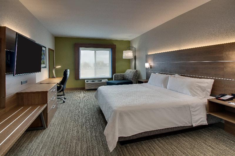 Holiday Inn Express Chicago NorthWaukeganGurnee image