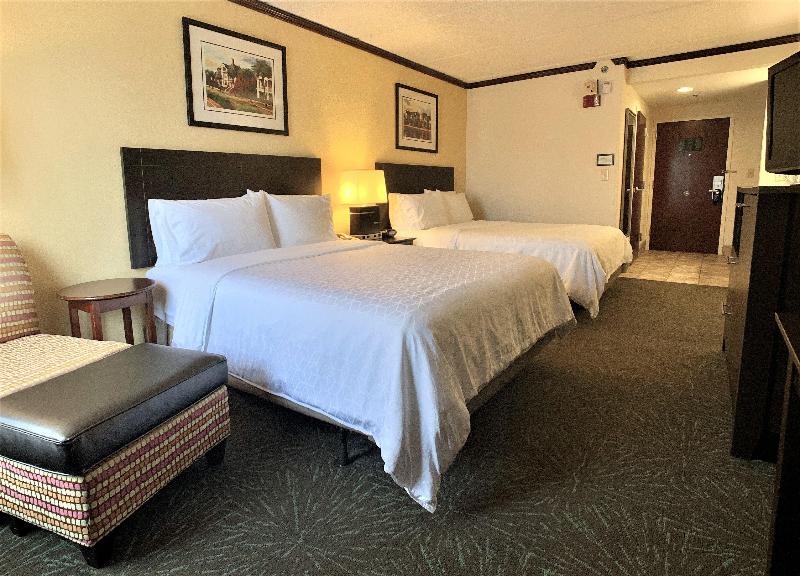 Holiday Inn Express and Suites Charleston Ashley P image