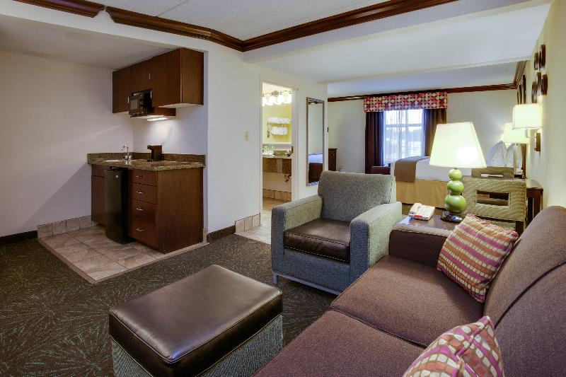 Holiday Inn Express and Suites Charleston Ashley P image