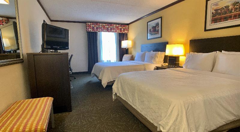 Holiday Inn Express and Suites Charleston Ashley P image
