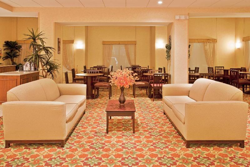 Holiday Inn Express and Suites Port Richey