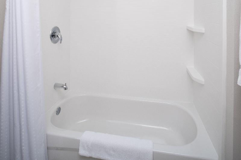 Holiday Inn Express & Suites Kingdom City By IHG photo 15