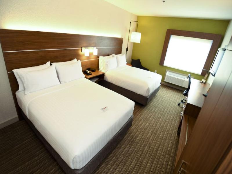 Holiday Inn Express Port ClintonCatawba Island image