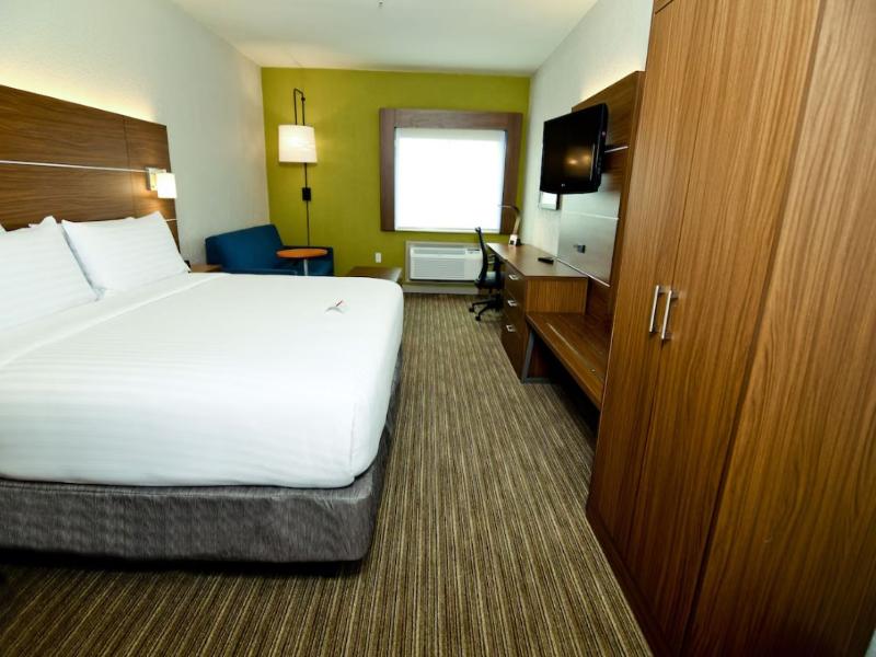 Holiday Inn Express Port ClintonCatawba Island image