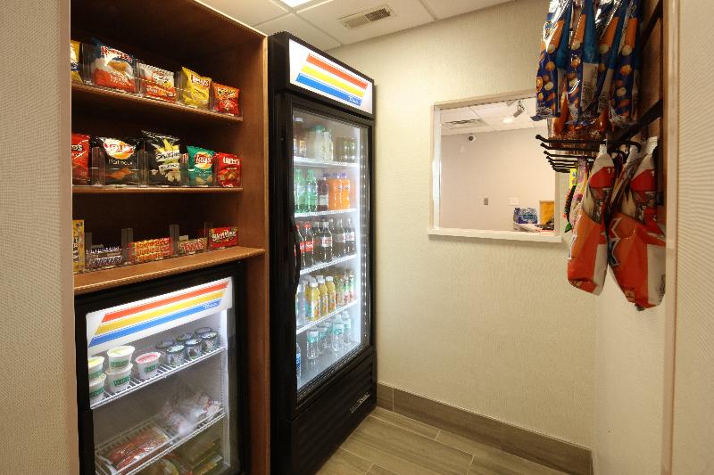 Holiday Inn Express and Suites Cincinnati SE Newpo image