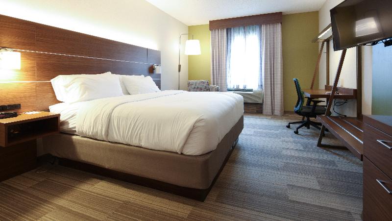 Holiday Inn Express and Suites Cincinnati SE Newpo image
