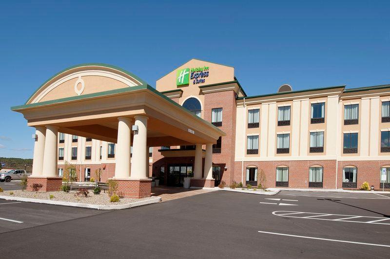 Holiday Inn Express and Suites Clearfield