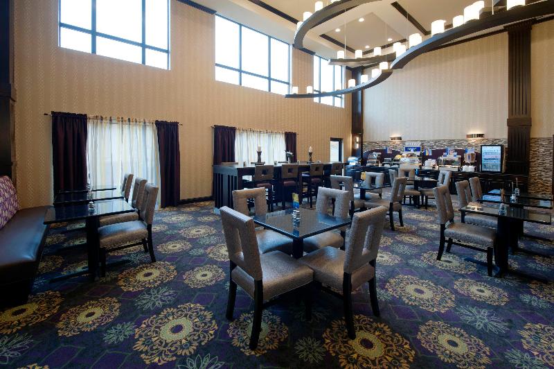 Holiday Inn Express and Suites Clearfield image