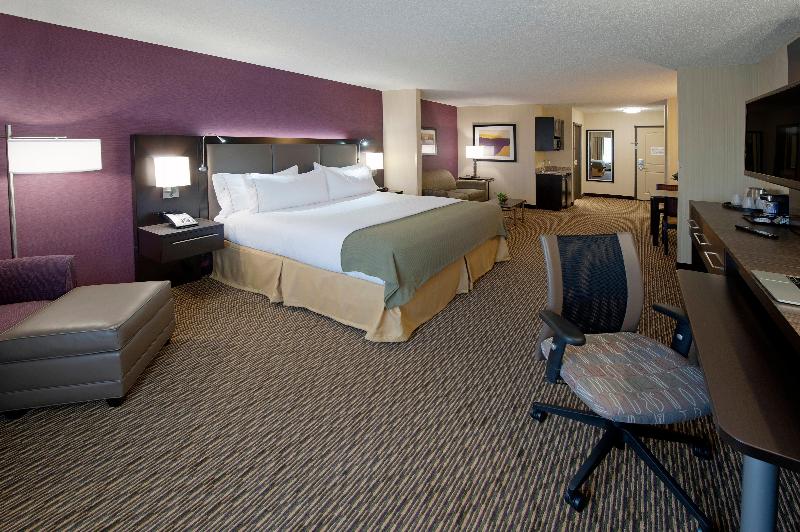 Holiday Inn Express and Suites Clearfield image