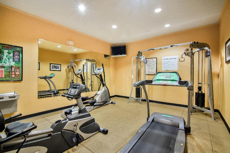 Holiday Inn Express & Suites Terrell By IHG image