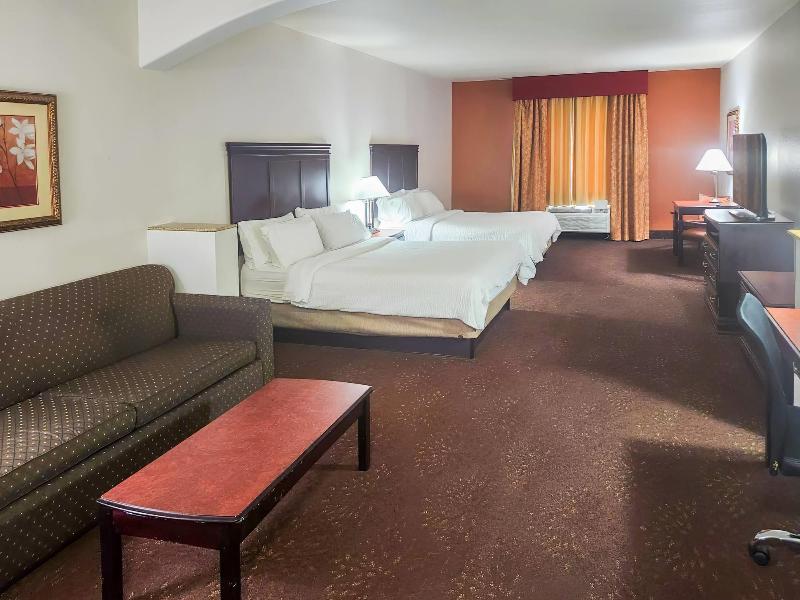 Country Inn & Suites by Radisson, Terrell image