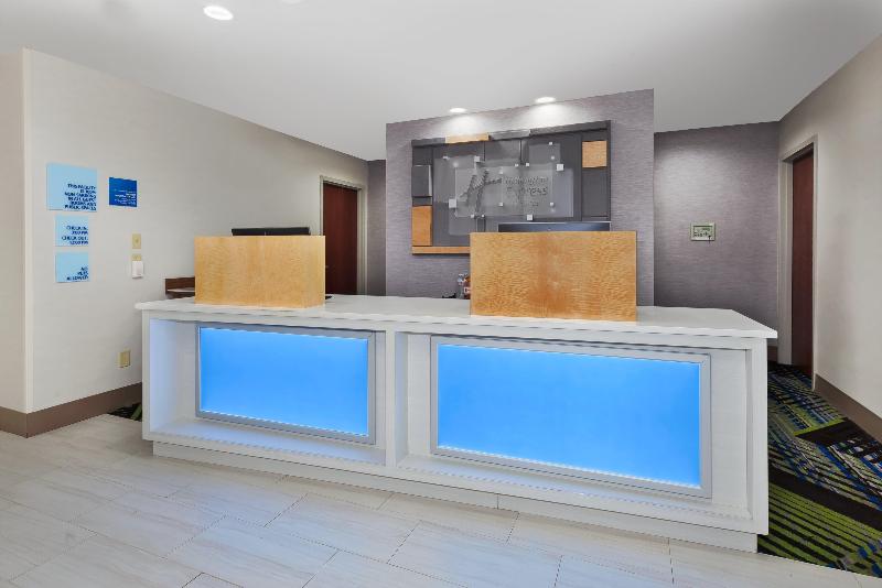 Holiday Inn Express & Suites Dayton South Franklin image