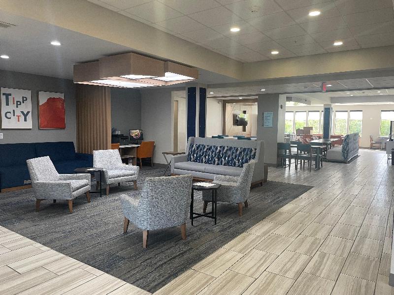 Holiday Inn Express Suites Dayton North Tipp City — general view