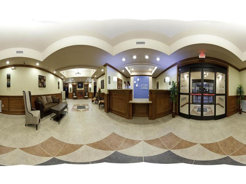 Holiday Inn Express Suites Dayton North Tipp City image