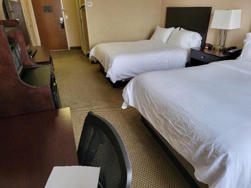 Holiday Inn Express Suites Dayton North Tipp City image