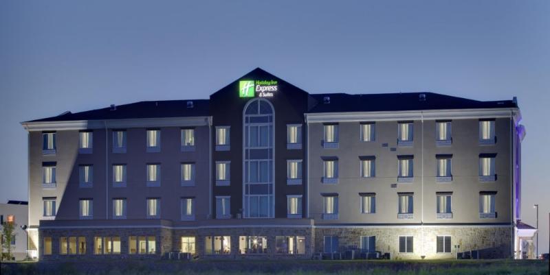 Holiday Inn Express and Suites Fort Worth North No