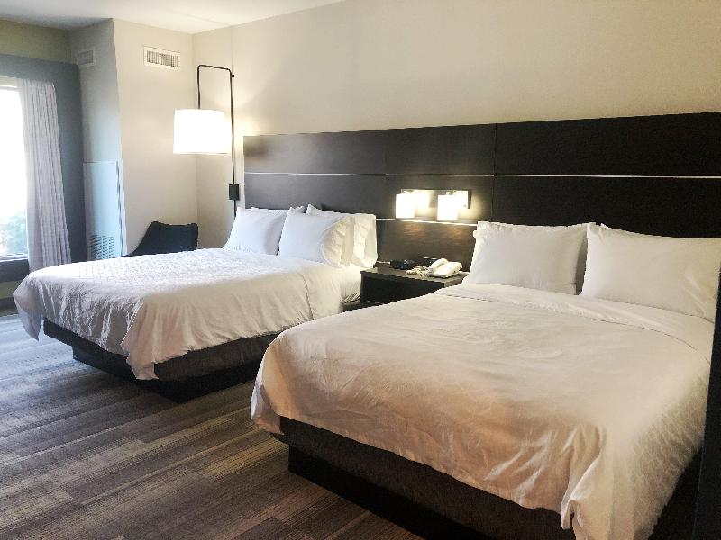 Holiday Inn Express & Suites El Dorado Hills photo 16