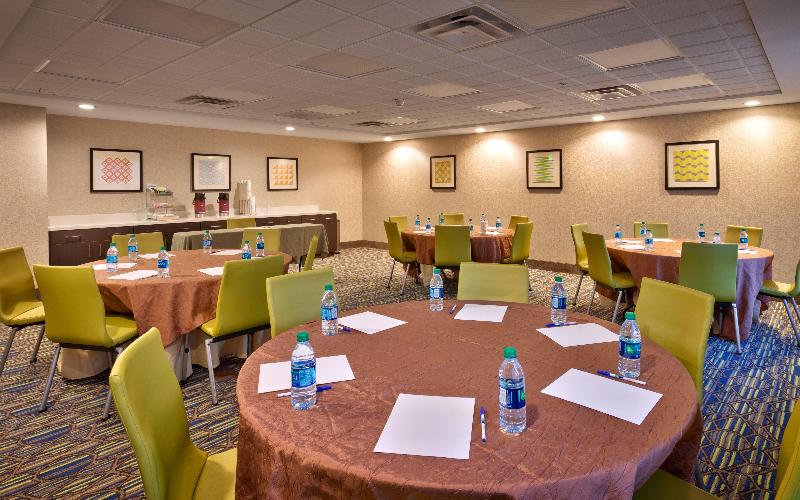 Holiday Inn Express & Suites El Paso I-10 East IHG image