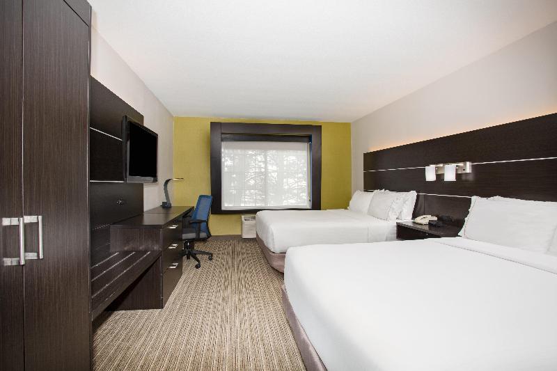 Holiday Inn Express & Suites Ft. Collins By IHG image
