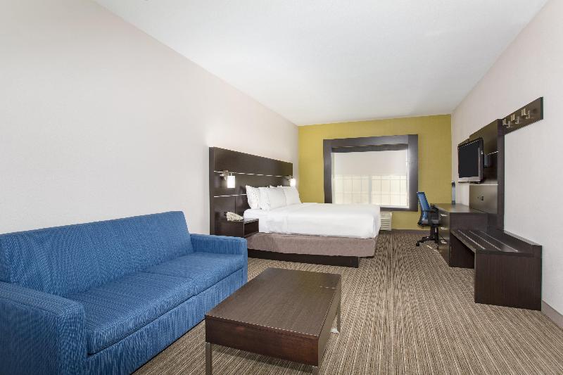 Holiday Inn Express & Suites Ft. Collins By IHG image