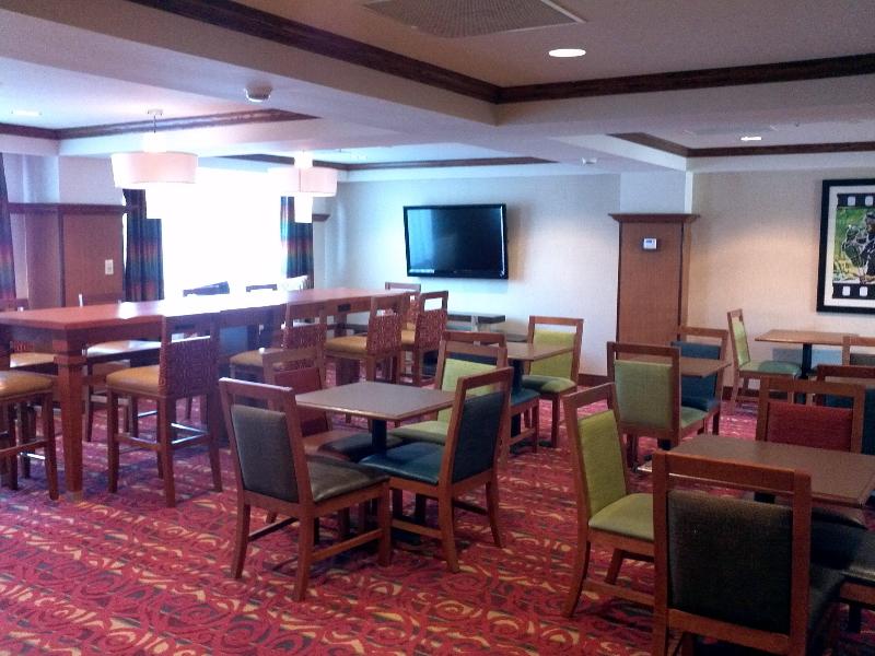 Holiday Inn Express & Suites Greenville by IHG image