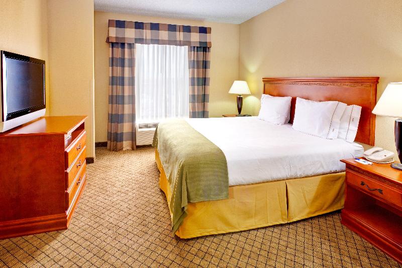 Holiday Inn Express & Suites Greenwood By IHG image