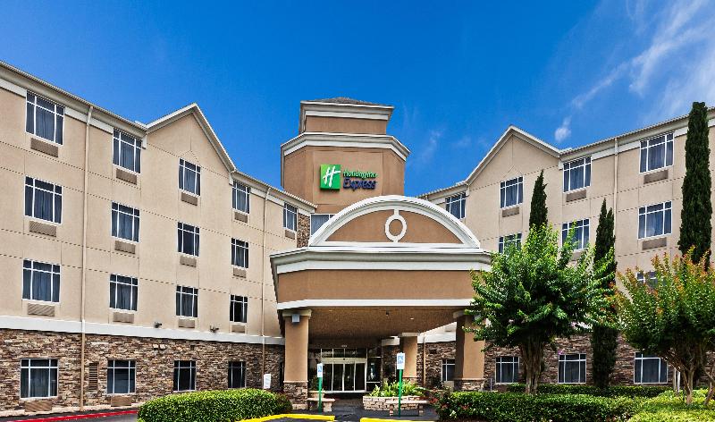 Holiday Inn Express and Suites Houston Dwtn Conv C