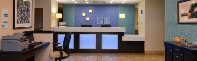 Holiday Inn Express and Suites Dayton Huber Height